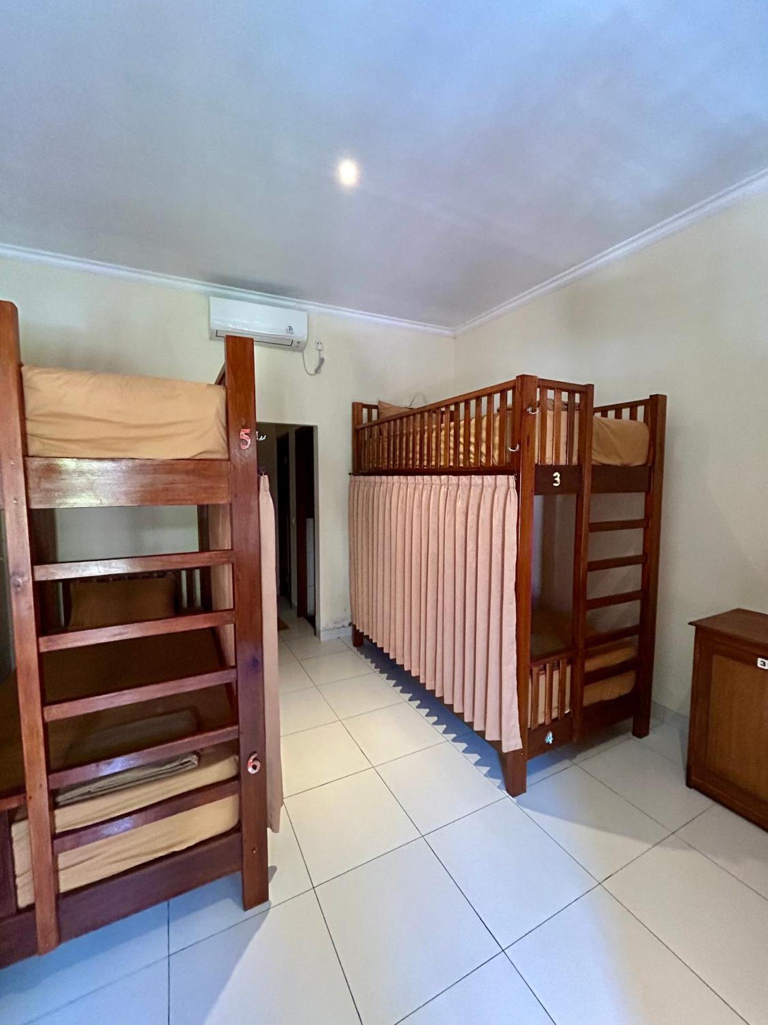Nusa Garden Homestay Нуса Лембонган Екстериор снимка